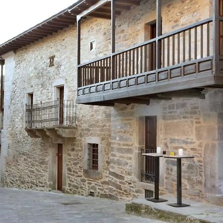 Hotel Las Treixas بويبلا ذي سانابريا المظهر الخارجي الصورة