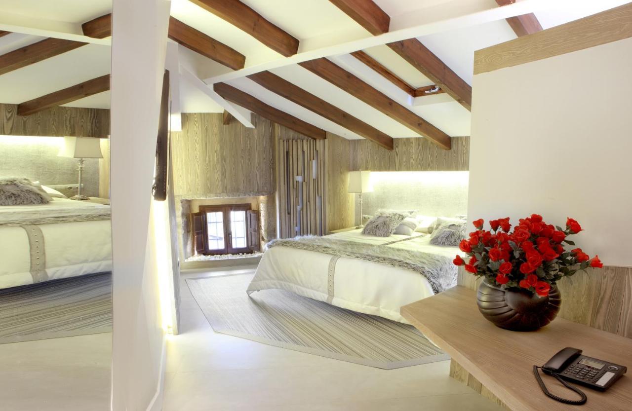 Hotel Las Treixas بويبلا ذي سانابريا المظهر الخارجي الصورة